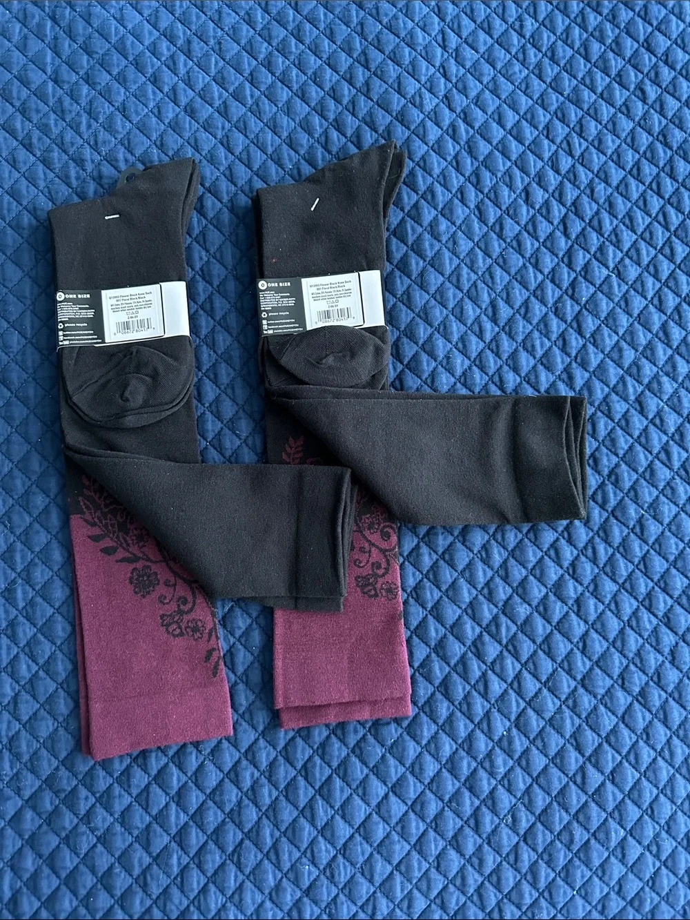 HUE Women’s Black & Plum Knee Socks Cotton Blend 4 Pairs 2 Packs NWT